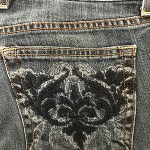 Lucky Brand 8/29 Reg inseam embroidered pockets